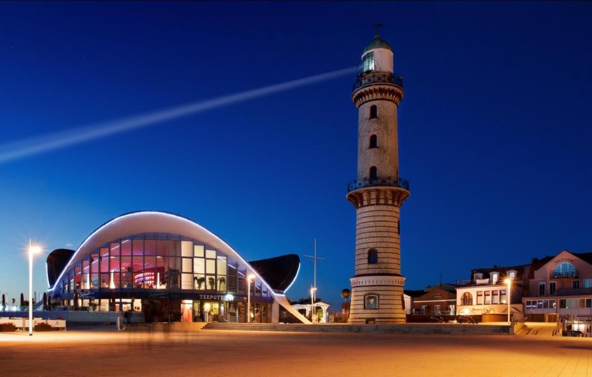 Strandpalais/Lee Rostock Exterior foto